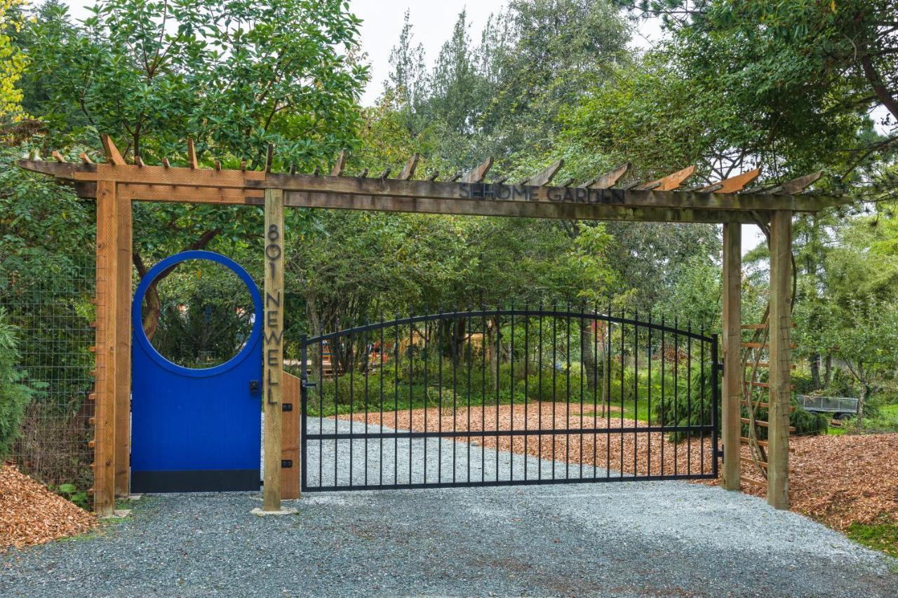 Sehome Garden Inn Bellingham Bagian luar foto